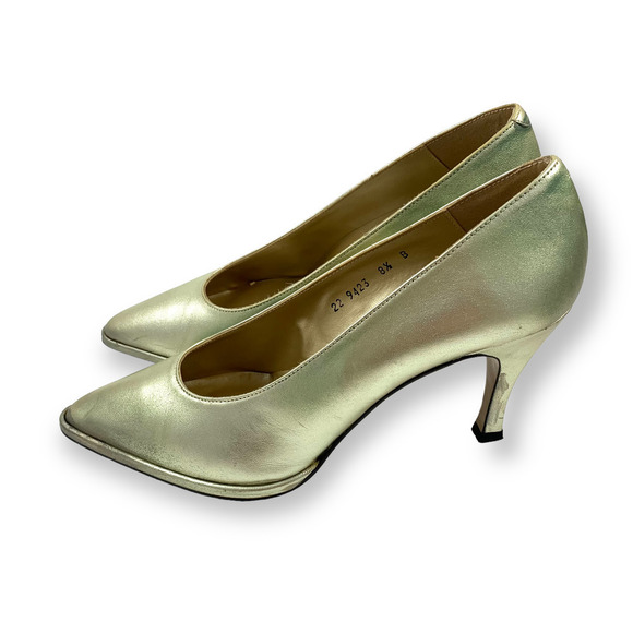 80's Designer metallic gold leather pumps - Picture 10 of 13